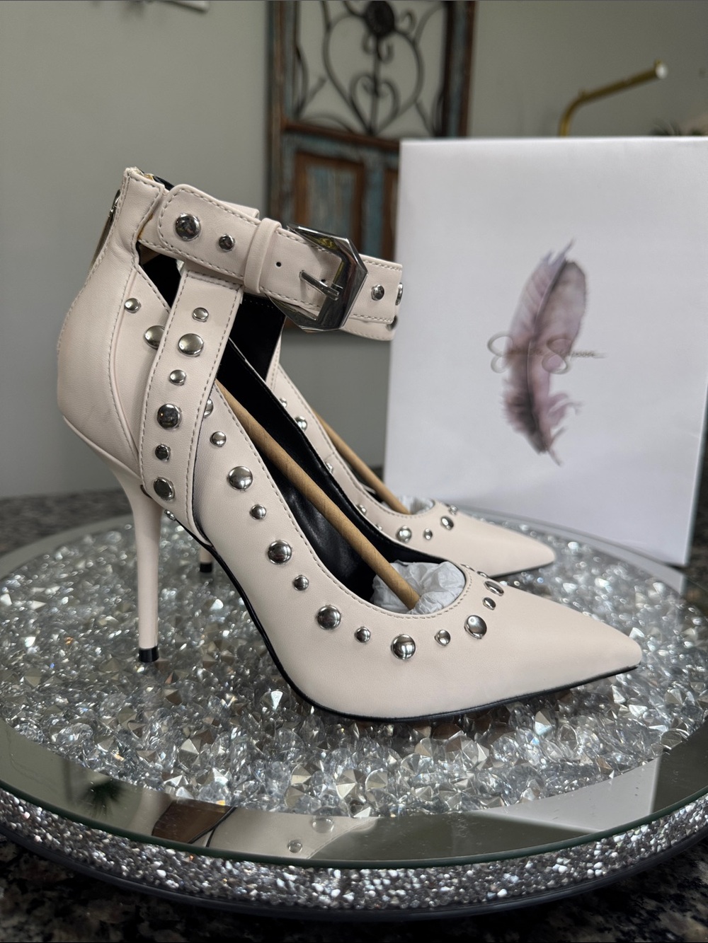 Jessica Simpson Hinjosa Chalk Studded Pointed-Toe Ankle-Strap Pumps NEW 6